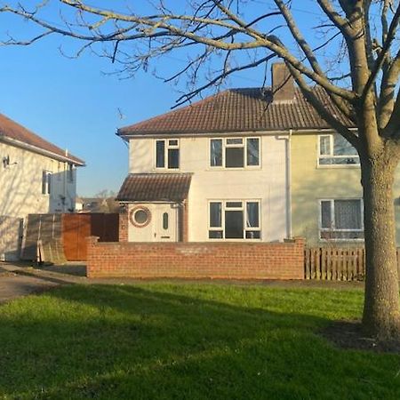 Modern 3 Bedroom House Cambridge  Exterior foto